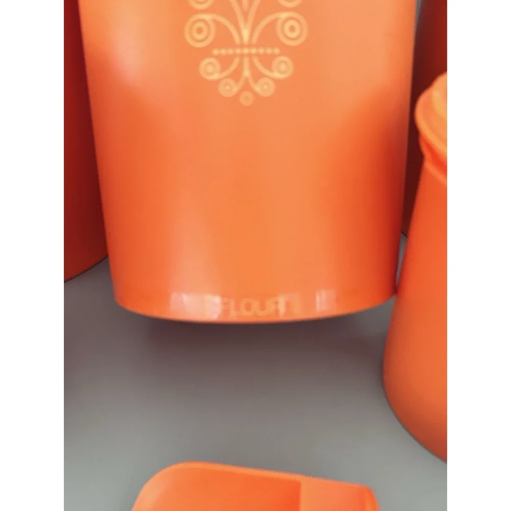 Vintage TUPPERWARE ORANGE Set of 5 Nesting Canister / Containers & Flour Scoop